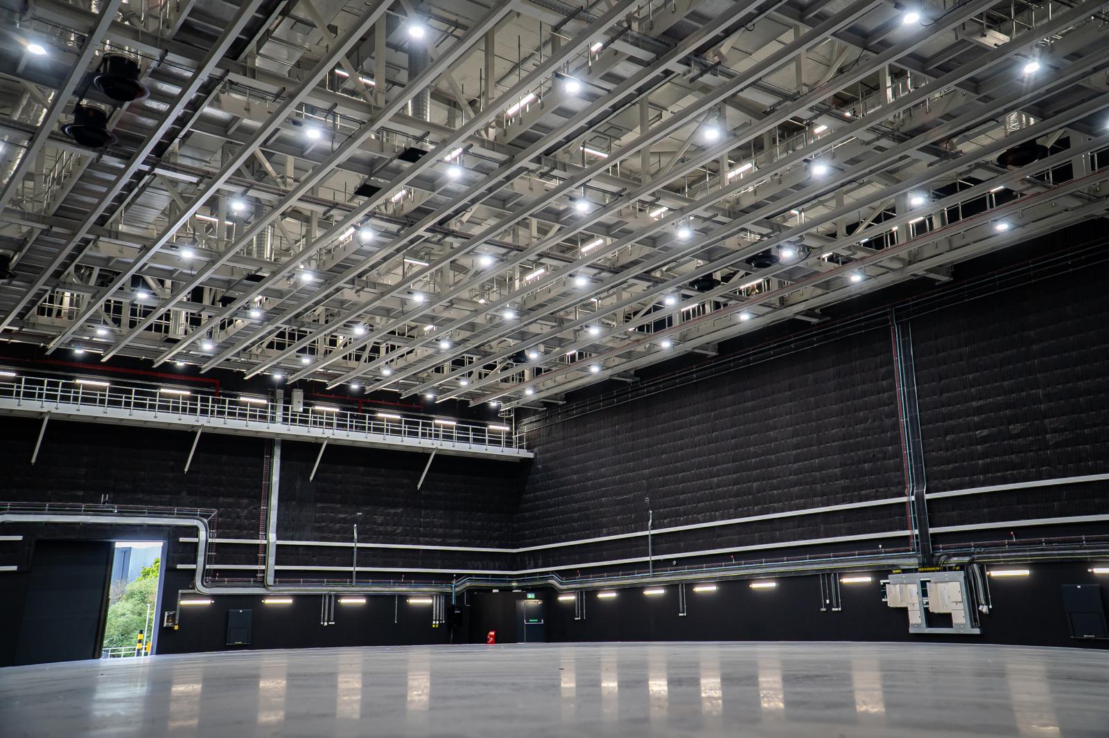 Hall lighting, zoned and efficient